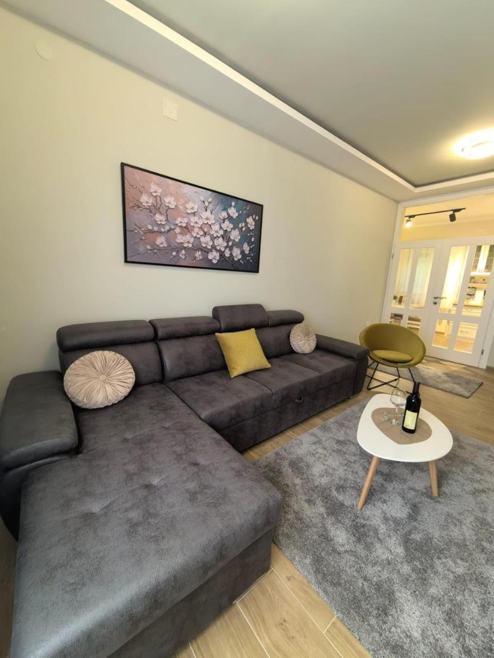 Apartament Sunny Hill - Parking - Fenced Garden - Luxury Loft Kotor Zewnętrze zdjęcie