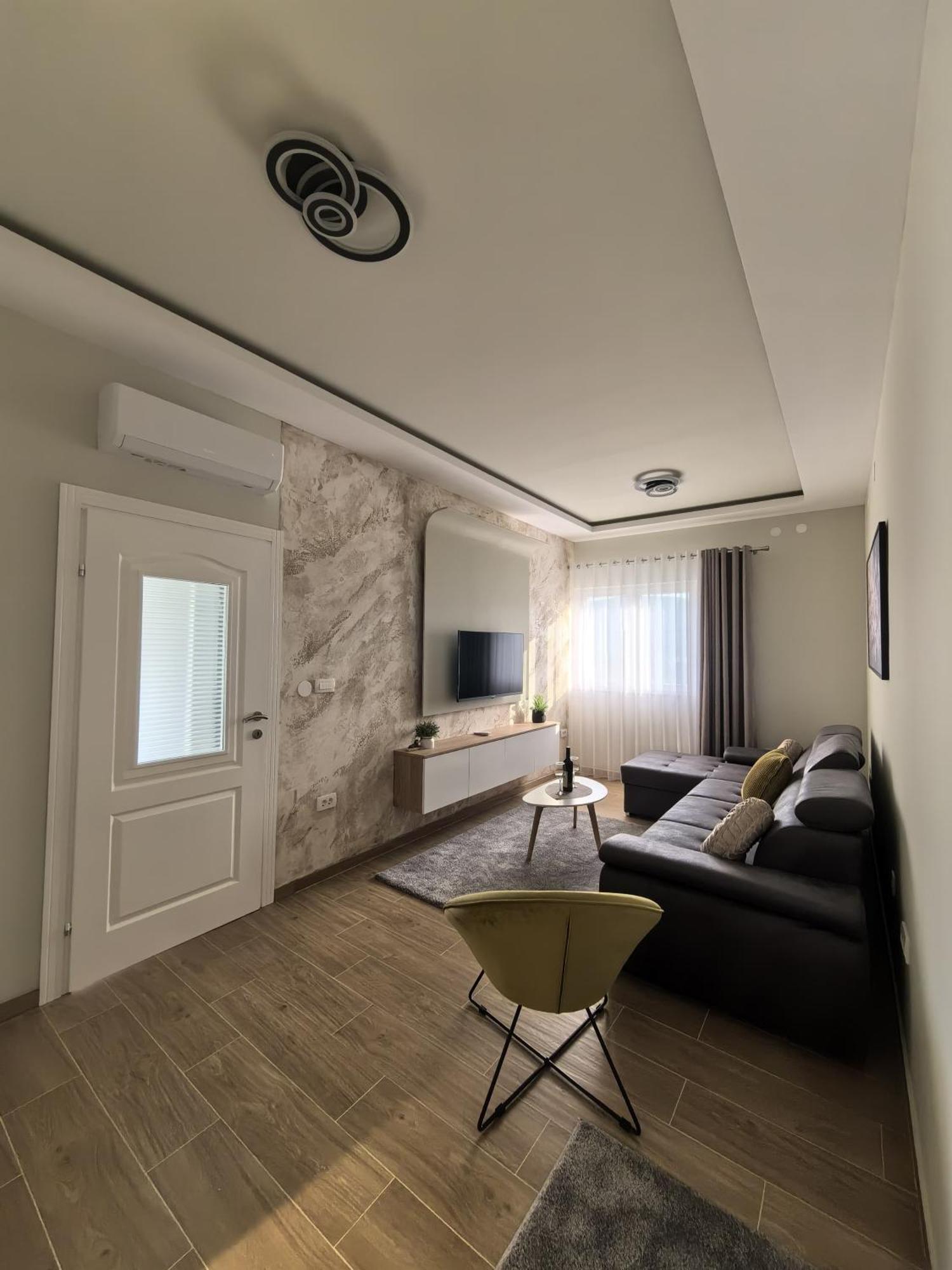 Apartament Sunny Hill - Parking - Fenced Garden - Luxury Loft Kotor Zewnętrze zdjęcie