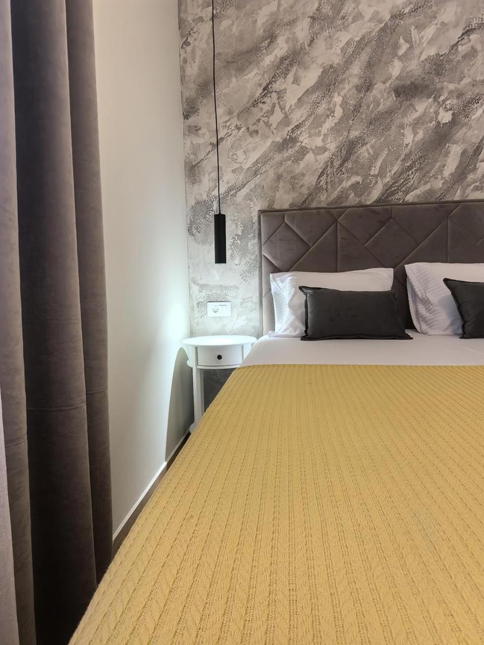 Apartament Sunny Hill - Parking - Fenced Garden - Luxury Loft Kotor Zewnętrze zdjęcie